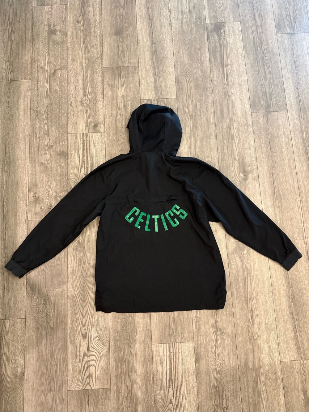 Boston Celtics Nike NBA Black 1/4 Zip Black & Green Men’s Size: XL Windbreaker